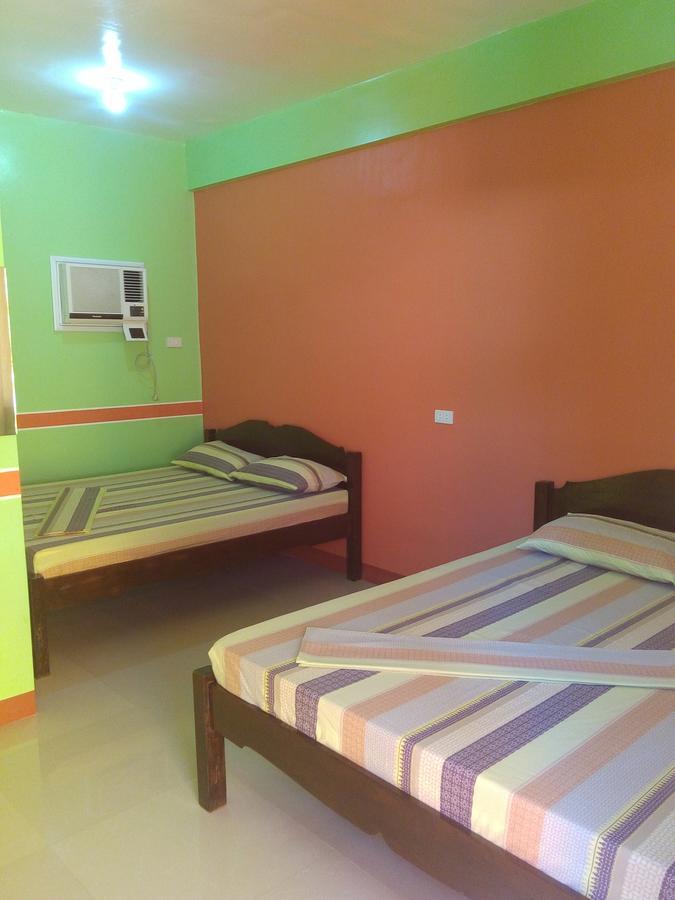 Queen Of Isle Cottages And Restaurant Puerto Galera Extérieur photo