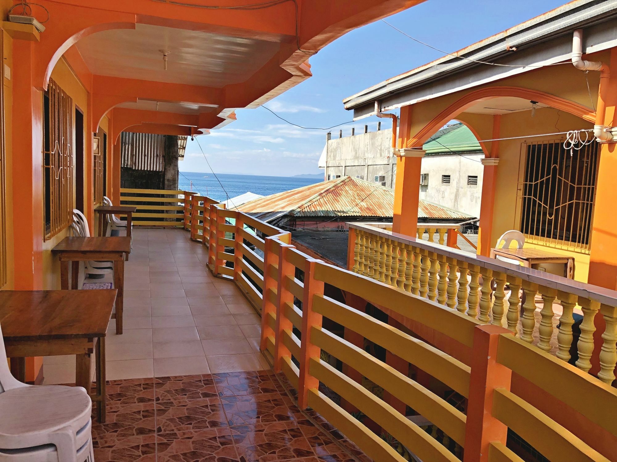 Queen Of Isle Cottages And Restaurant Puerto Galera Extérieur photo